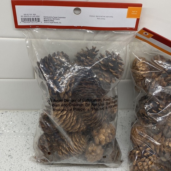 NWT 2 Bags of Pine Cone Vase Fillers - Picture 3 of 4
